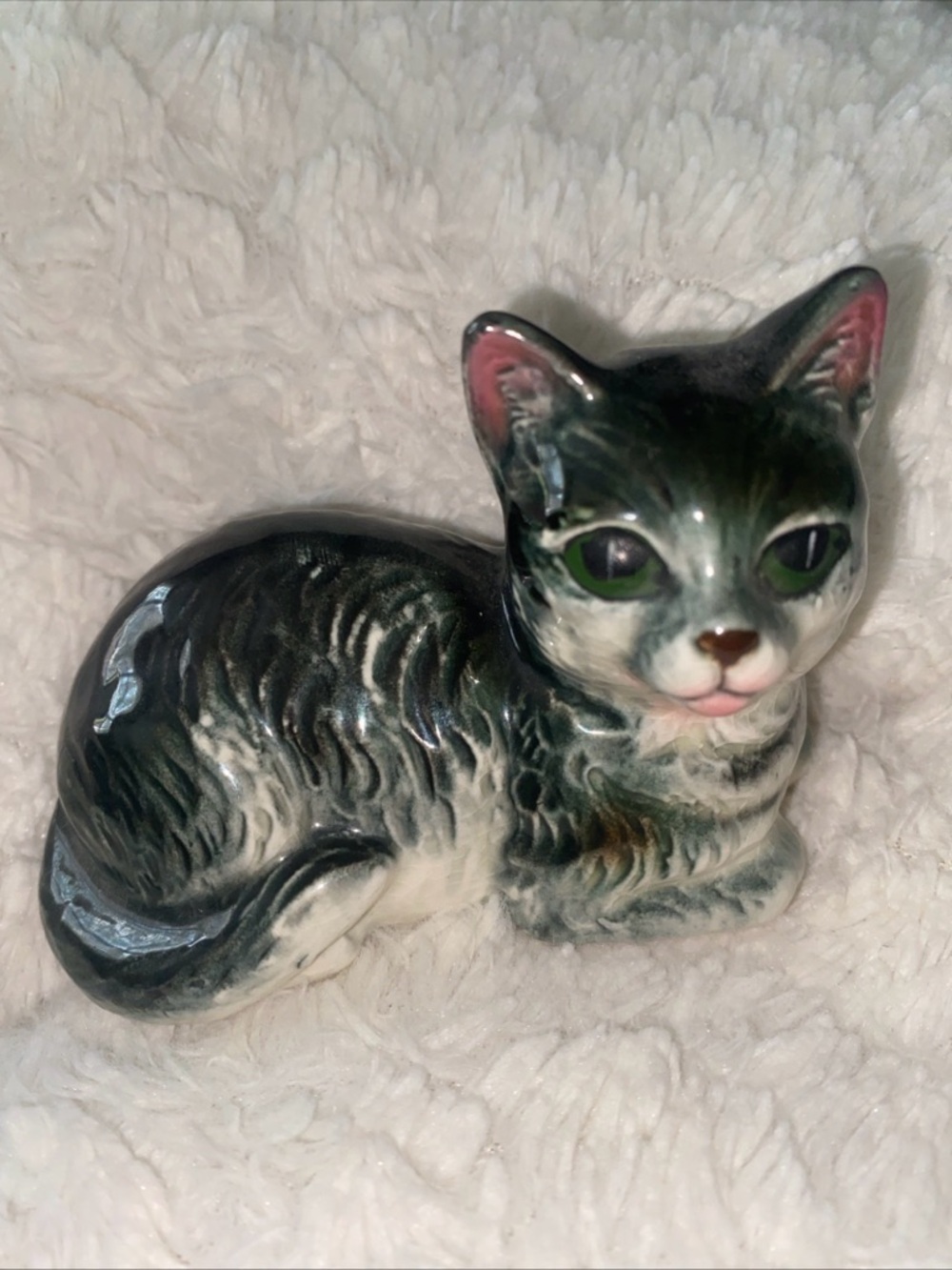 Vintage Made In Japan Cat Kitty Figurine‎